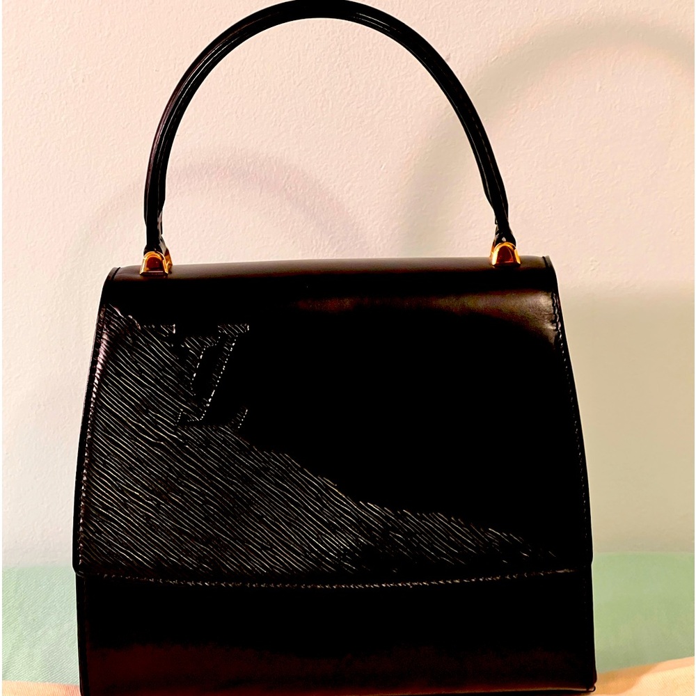 Authentic Louis Vuitton Epi Leather Handbag Tophandle.